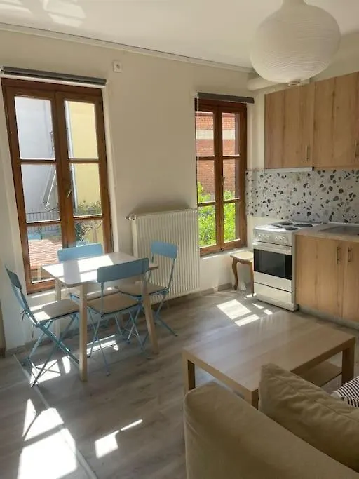Archontiko Theofilou #2 With Private Parking Space Apartment Thessaloniki